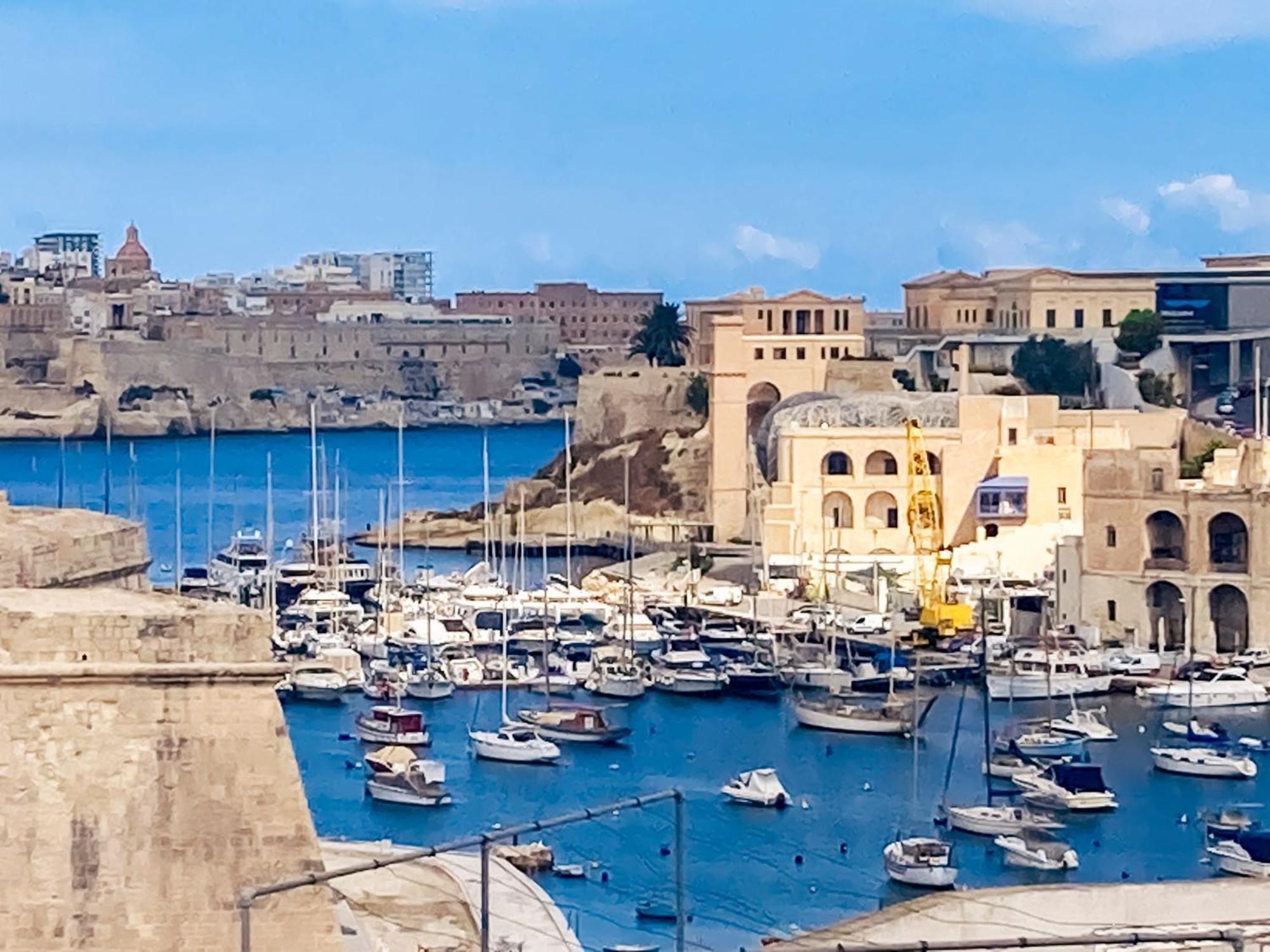 Valletta And Grand Harbour Lookout Kalkara Esterno foto